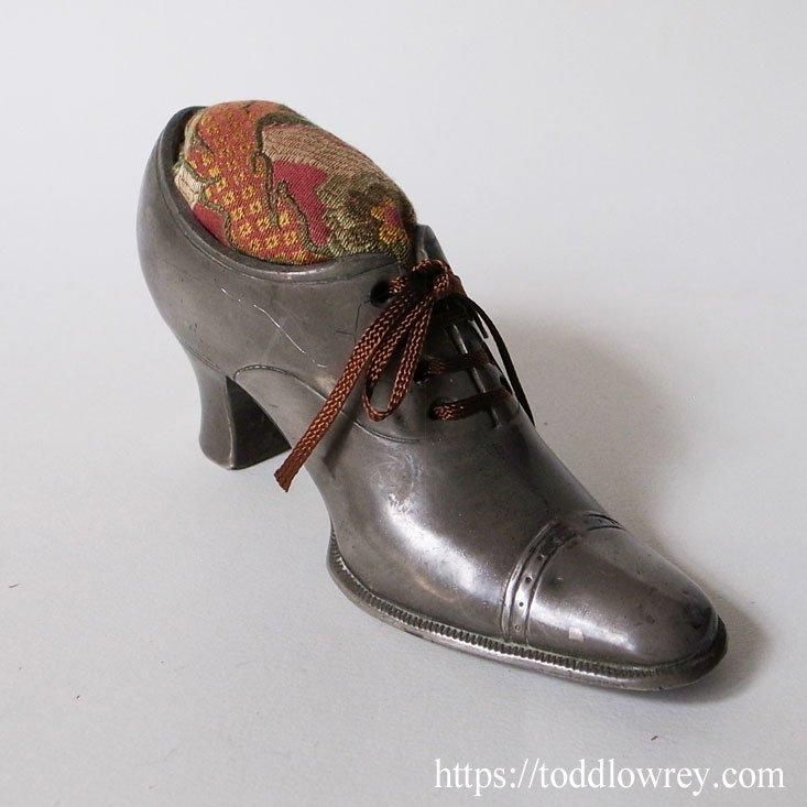 英国アンティーク アンティーク靴型シューズ針刺し　イギリス製 6a7dce9a2d88a9b00afb84206b2a97