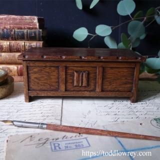 դǤߥ˥奢ե/ Vintage Coffer Shape Music Box