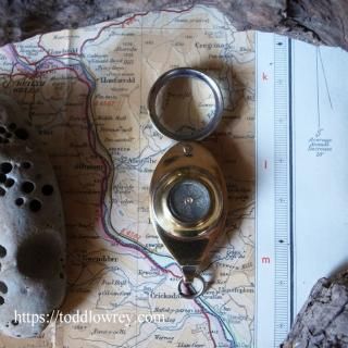 方位磁針、コンパス、バロメーター/ Compass and Barometer 方位磁針、コンパス、バロメーター/ Compass and Barometer