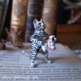 İ餷յʥӡå / Vintage Cold Painted Vienna Bronze Tabby Cat Riding Toy Horse