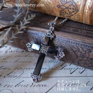 ȶǤǤ褫Υܥ / Vintage Sterling Silver and Onyx Cross Charm