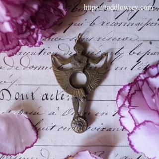 ɥĤ٤ҤϤޤФ/ Antique Dancing Lady Watch Fob Cigar Cutter