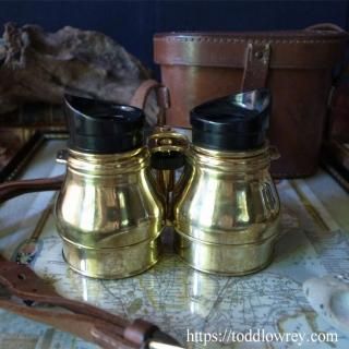 ֤ѥåȤд / Vintage Brass WW2 Pilots Spotting Binoculars in Original Case