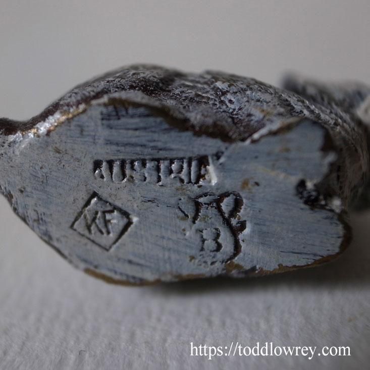 受け継ぐ美と芸術、そして猫/ Vintage Cold Painted Vienna