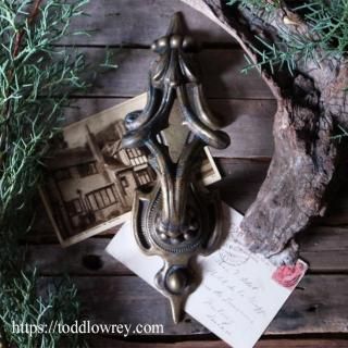 Τʤ䤫򰦤/ Antique Victorian Willow Twist Brass Door Knocker 