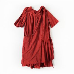 GASA*　ーガーベラの赤ー ドレープドレス（19AW）