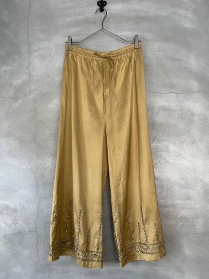 <img class='new_mark_img1' src='https://img.shop-pro.jp/img/new/icons20.gif' style='border:none;display:inline;margin:0px;padding:0px;width:auto;' />TOWAVASE  Elsa pants beige（2022SS）