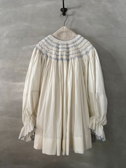 TOWAVASE Bishop blouse white x blue（2022SS）
