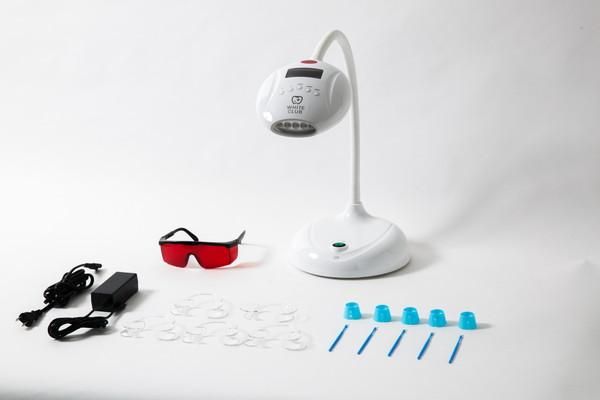 レンタルサービス☆ホワイトクラブ卓上型LED照射器 - エステ美容商材