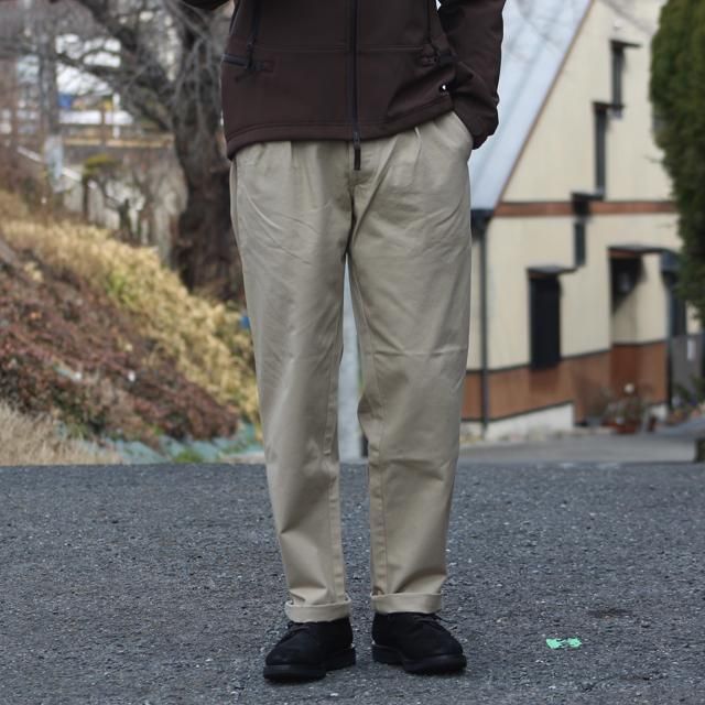 美品WORKERSワーカーズ OFFICER TROUSERS W34 チノパン WORKERS/ワーカーズ Officer Trousers RL Fit Flat Chino Beige
