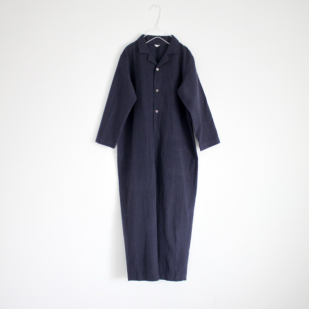 <img class='new_mark_img1' src='https://img.shop-pro.jp/img/new/icons14.gif' style='border:none;display:inline;margin:0px;padding:0px;width:auto;' />Open collar jumpsuit 130