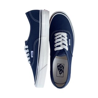 <img class='new_mark_img1' src='https://img.shop-pro.jp/img/new/icons65.gif' style='border:none;display:inline;margin:0px;padding:0px;width:auto;' />AUTHENTIC 44 DX  (Dress Blue)/ VANS Х