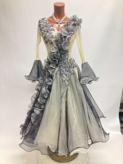 デザイナーズスタンダードドレス - ドレスショップ シーズ