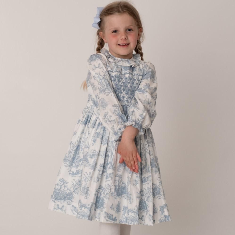 【美品】ANNAFIE　スモッキングドレスワンピース　ジゼル　10y　英国王室 イギリス Annafie アナフィー Dorothea スカイブルー フリルカラー