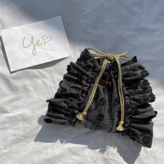巾着(サイズ中)ブラック×ホワイトチュール・ブラック花刺繍