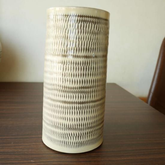 花瓶 A・白とびかんな | 手作り小鹿田焼 - 小鹿田焼/販売/通販/= おん