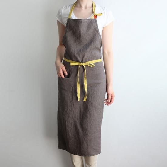 リネンエプロン（麻） リトアニア製 （リーノ・エ・リーナ）lino