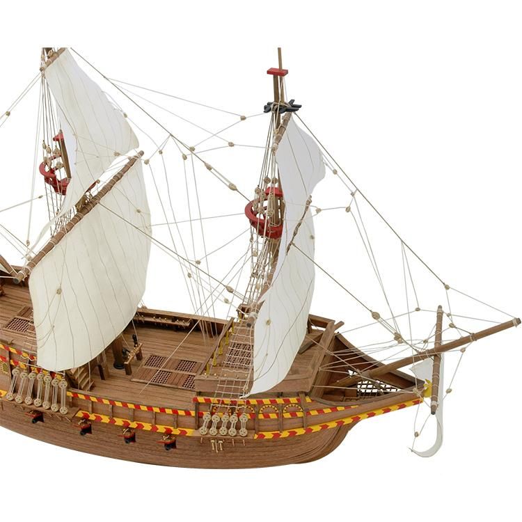 木製帆船模型 ゴールデンハインド(1/50スケール・全長 740mm・完成重量 1,200g) 木製帆船模型 ゴールデンハインド(1/50スケール・全長 740mm・完成重量 1,200g)