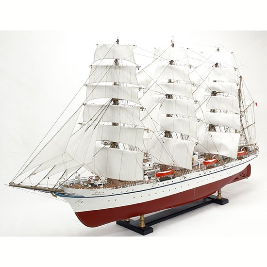 木製帆船模型 日本丸（1/80スケール・全長 1,390mm・完成重量 5,000g）