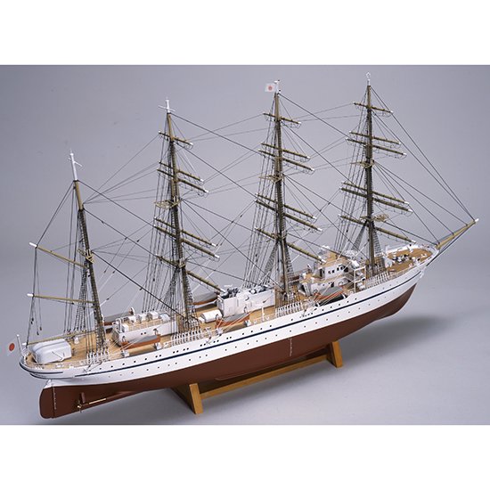 木製帆船模型 日本丸 帆なし（1/160スケール・全長 688mm・総重量 1,950g）