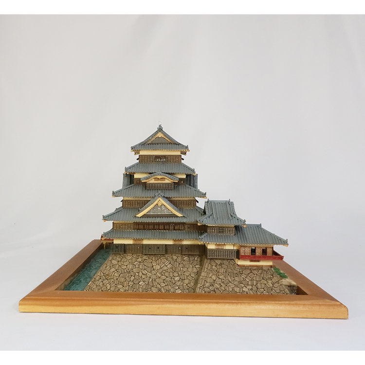 ウッディジョー/木製建築模型 1/150松本城