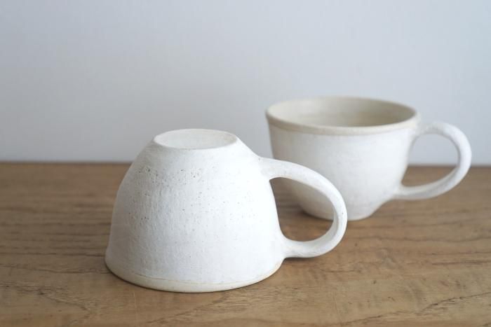 マグカップ/白×白化粧 石原ゆきえ - 作家もの、手仕事の器や道具の通販