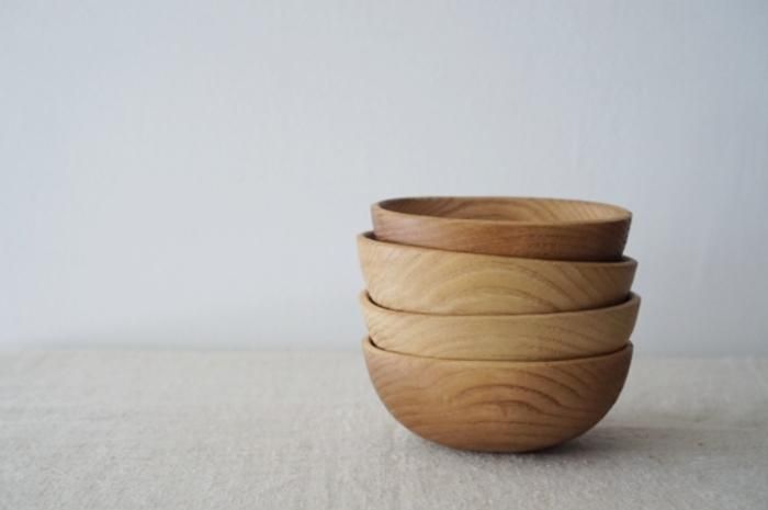 トロワ 片田学 木製プレート ブラウン 直径約22.5cm 片田学 (木) - 作家もの、手仕事の器や道具の通販｜くらしの雑貨