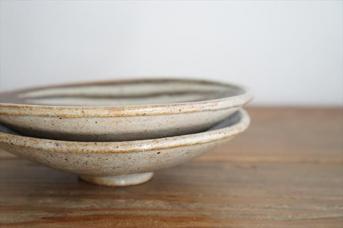 【新品】庄司理恵さん の アーモンドボウル 4枚セット 庄司理恵さん の アーモンドボウル 4枚セット アーモンドボウル/粉引