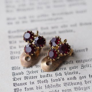 Red glass Clover Earrings