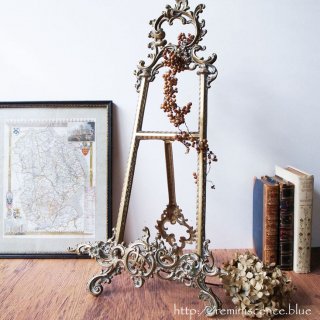ロココの香り漂う優美な画架 / Antique  Rococo Style Tabletop Brass Easel