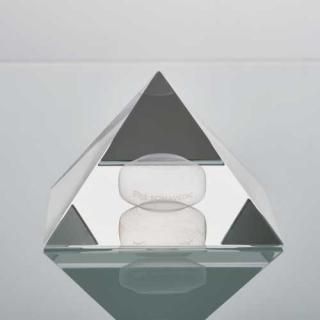 ソマヴェディック「クリスタルピラミッド」