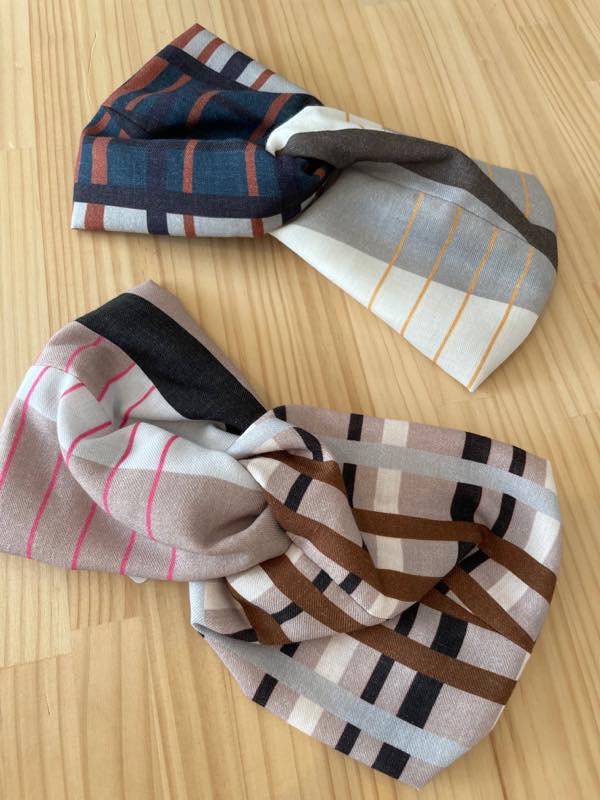 <img class='new_mark_img1' src='https://img.shop-pro.jp/img/new/icons14.gif' style='border:none;display:inline;margin:0px;padding:0px;width:auto;' />TRICOTE   　トリコテ　　CHECK WOOL HEADBAND