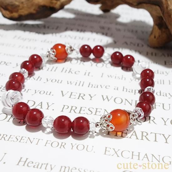 赤のストーン付きのモチーフがキラキラ情熱的で印象的です! ラインストーンロゴTEE|ems excite | RETRO GIRL ONLINE STORE