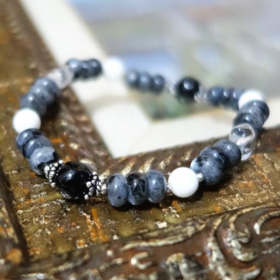 Mono toneۥꥪ ӥ ۥ磻ȥ 徽Υ֥쥹åȤμ̿0 cute stone