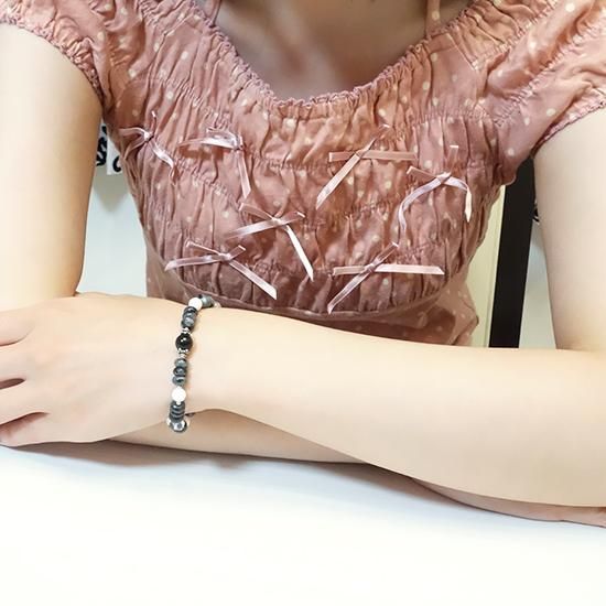 Mono toneۥꥪ ӥ ۥ磻ȥ 徽Υ֥쥹åȤμ̿4 cute stone