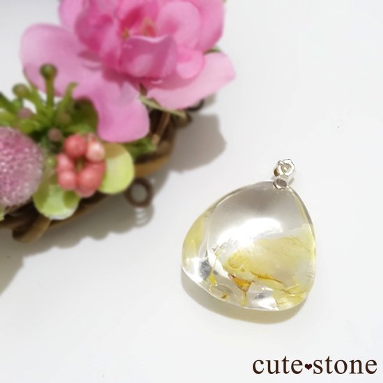 リモナイトインクォーツのペンダントトップ - cute stone - （オーロラ 