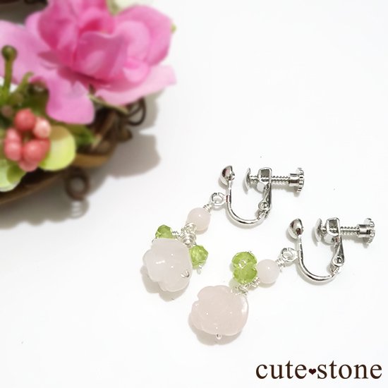 【薔薇の耳飾り】ローズクォーツ ペリドット ピンクオパールを使ったピアス イヤリングの写真4 cute stone