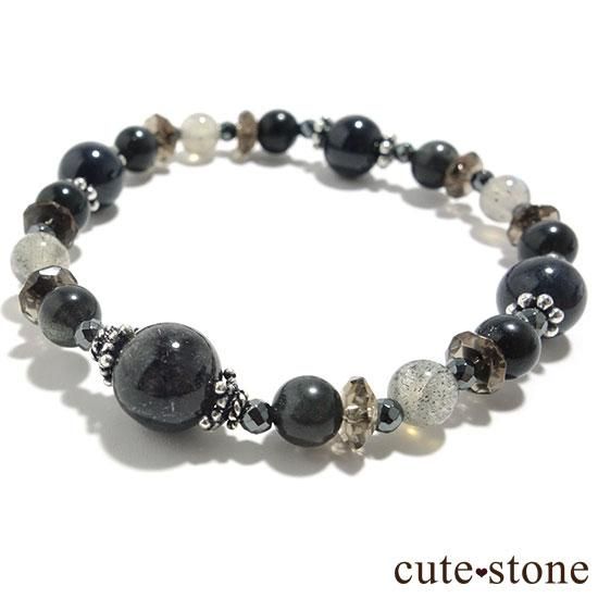 【Cosmo bracelet】ブラックルチルクォーツ ブラックスキャポライト サファイア ラブラドライトのブレスレットの写真0 cute stone