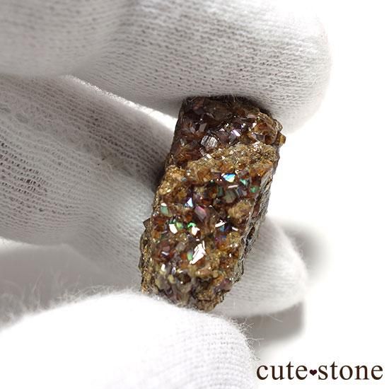 天川村レインボーガーネットの原石 Cute Stone 天川村レインボーガーネットの原石 Cute Stone