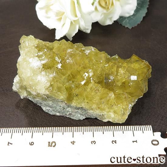 スペイン モスコナ鉱山産 イエローフローライト 135gの写真4 cute stone