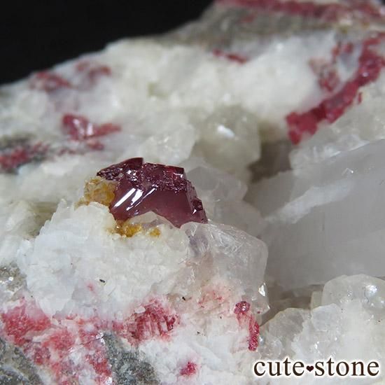 辰砂(シンシャ)シナバーの母岩付き原石 57gの写真3 cute stone