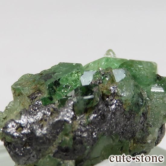 タンザニア産 ツァボライトの母岩付き原石 7.6ctの写真0 cute stone