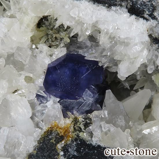 中国 福建省産パープルブルーフローライトの原石 145gの写真1 cute stone