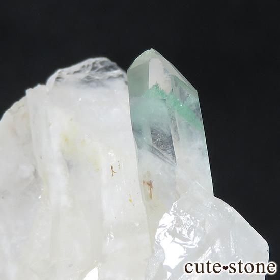 グリーンファントム クォーツ マダガスカル産  鉱物 天然石 原石［GF-10］ マダガスカル産グリーンファントムクォーツ クラスター原石(横