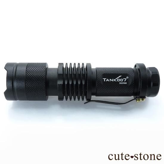 蛍光鉱物の鑑賞に!おすすめの可視光が少ないLEDブラックライト(UV365nm 3W)の写真0 cute stone