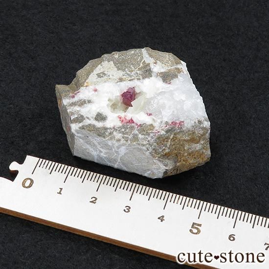 シンシャ(辰砂・シナバー)の母岩付き結晶(中国 湖南省産55g シンシャ(辰砂・シナバー)の母岩付き結晶(中国 湖南省産55g