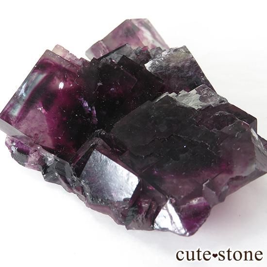 【予約中！】 ナミビア産レッドパープルフローライトの原石 stone cute - 133g ピアス
