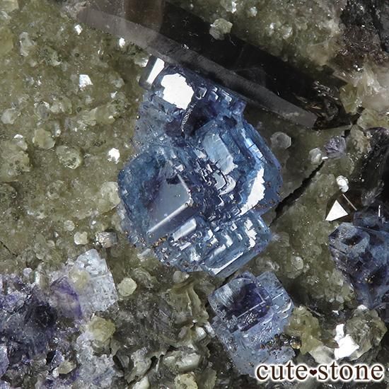 中国 湖南省産 ブルーフローライト＆モリオンの標本（原石）336g