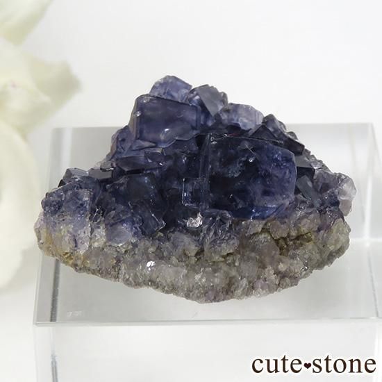 アイルランド Larkin's Quarry産 ブルーフローライトのクラスター(原石)6.9gの写真0 cute stone