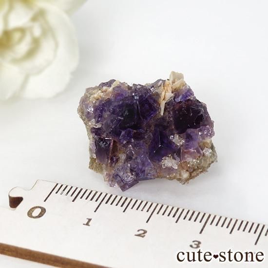 スペイン ベルベス産 パープルフローライトの原石 12g - cute